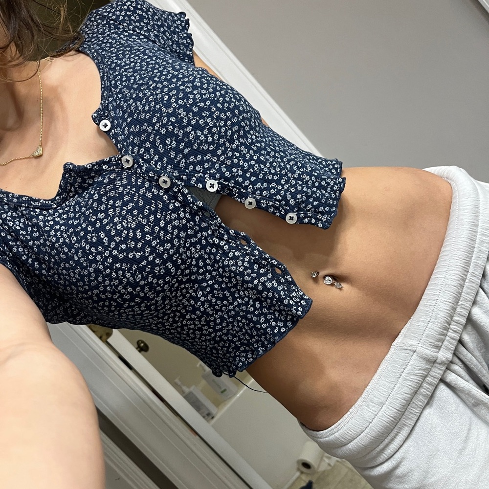 Brandy Melville navy blue floral button baby tee